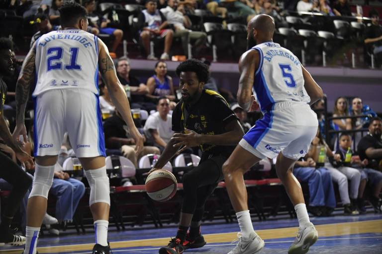 No le alcanza reacción a Caballeros y pierde el primero de la serie en Jalisco