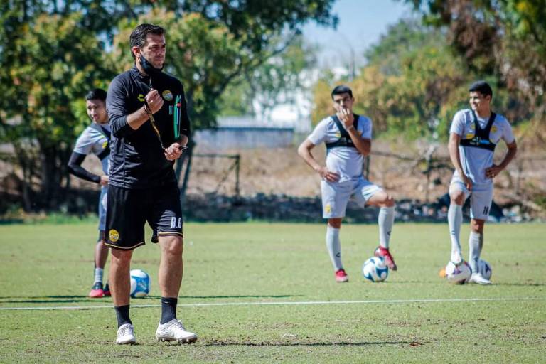 Dorados de Sinaloa arrancará pretemporada este lunes