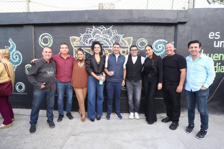 La barda del Muelle Fiscal de Mazatlán se convierte en Galería del Arte Urbano