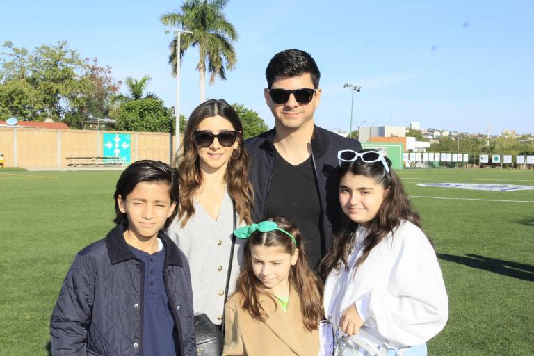 Participan papás, alumnos y maestros en la ExpoSenda