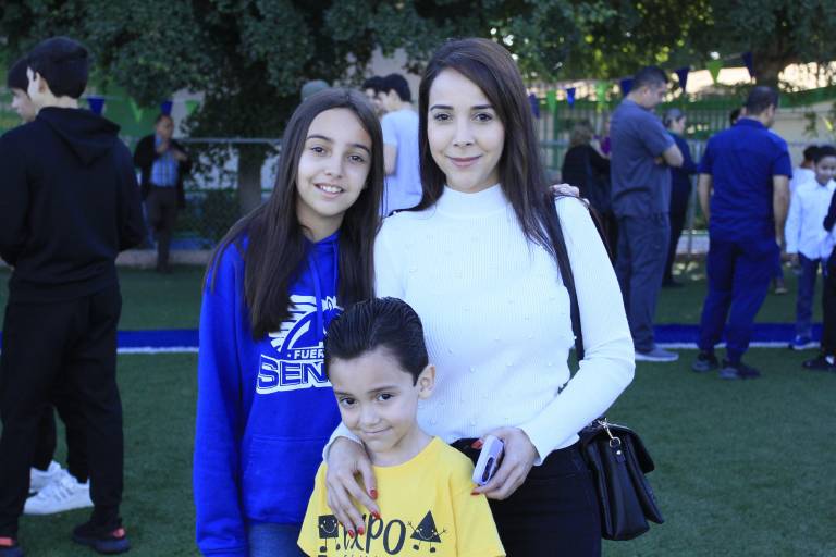 Participan papás, alumnos y maestros en la ExpoSenda