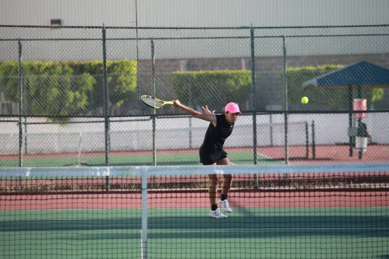 Poder femenino de Valdés sale avante en Tenis de Afiliación