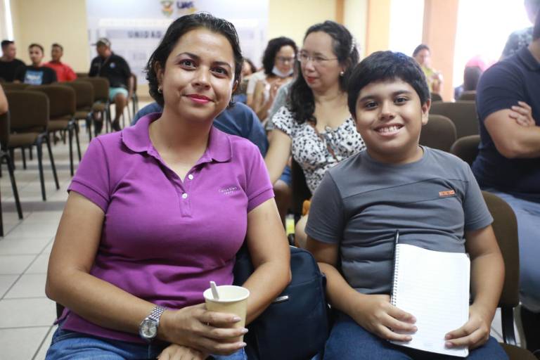 Para Mario, el universo tiene misterios y rarezas que es interesante conocer