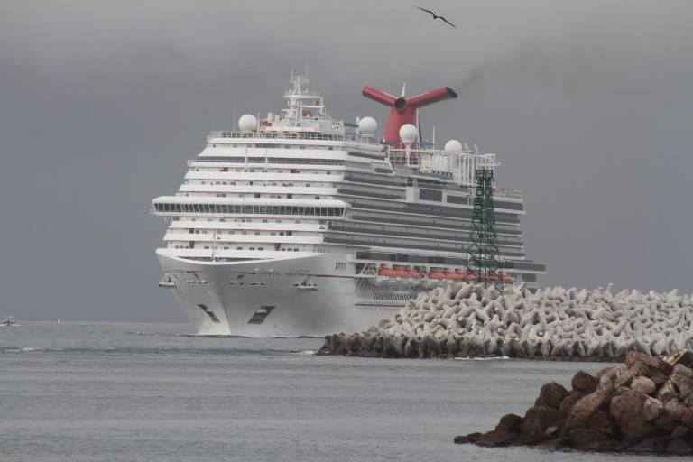 Tras la parálisis que ocasionó la pandemia del Covid, regresa el primer crucero a Mazatlán: el Carnival Panorama
