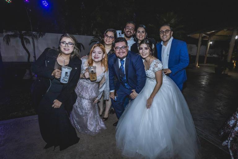 Su amor los une en matrimonio