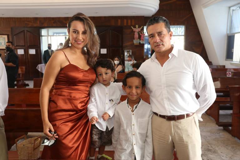 Ariadna Rodríguez y Carlos Valdez se dan el ‘sí’ ante el altar