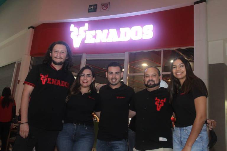 Inaugura Venados el Paseo de la Fama, en Plaza Acaya