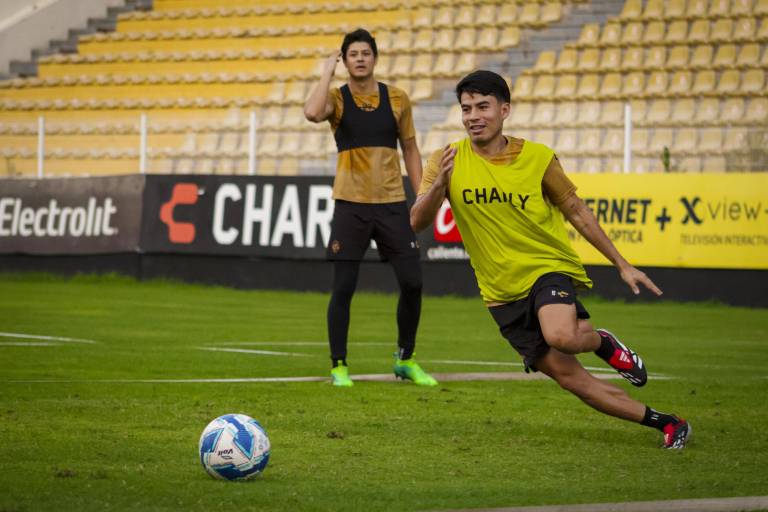 Un motivado Dorados visita a Venados de Mérida
