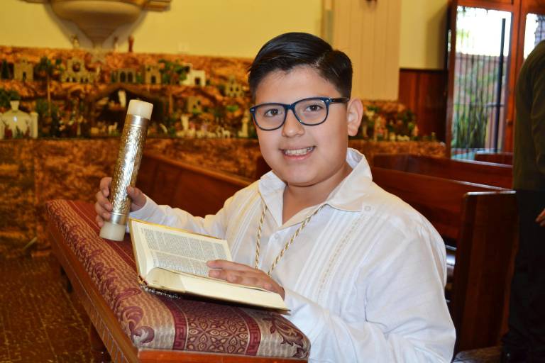 Recibe Mateo Sánchez Camacho, a Cristo en su corazón
