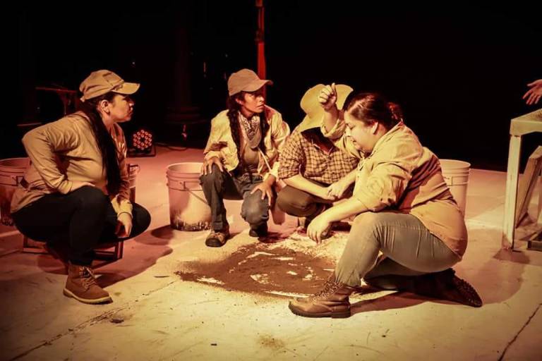 Llevan al teatro la historia de Las Rastreadoras de El Fuerte