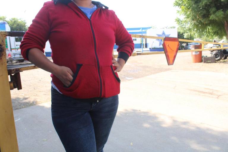 Con valor, Arely detuvo a la ‘roba viejitos’ en el banco del Bienestar de Rosario