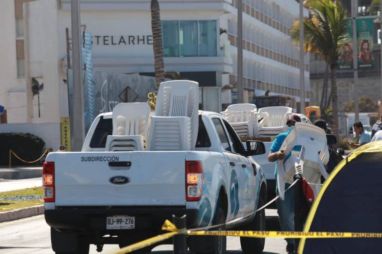 Asegura Oficialía Mayor 541 sillas durante desfiles del Carnaval