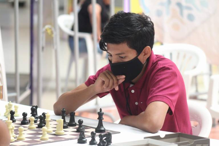 Ponen en marcha Torneo Estatal de Ajedrez, en el marco del Día Internacional de la Juventud