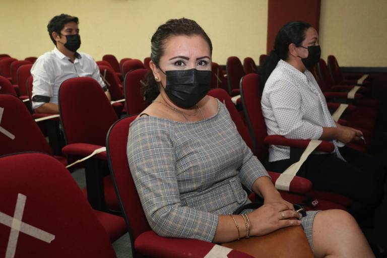 Celebran con reconocimientos el 37 aniversario de la UAdeO de Mazatlán