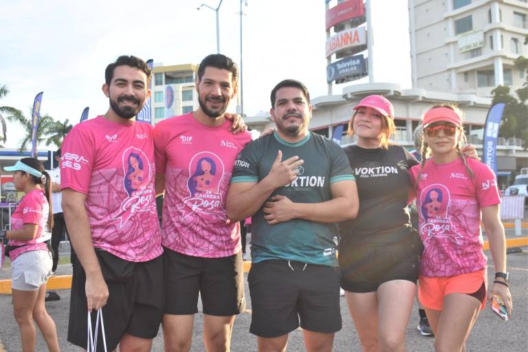 Corren sinaloenses por la salud y la paz en Culiacán