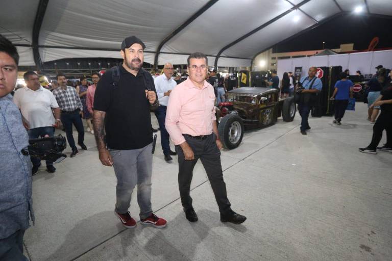 Recorre Alcalde de Mazatlán el Foro Biker