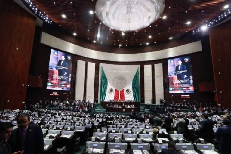 Morena rechaza convocar a periodo extraordinario en Senado para designar comisionados del INAI