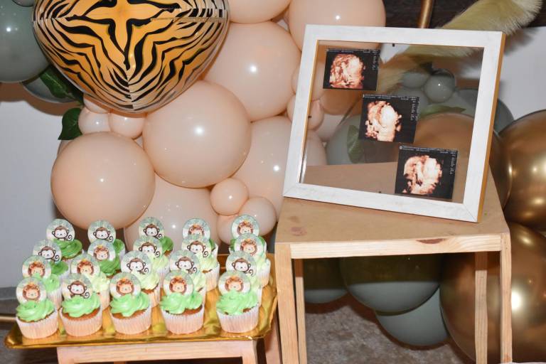 Carolina y Francisco celebran que serán papás de Diego