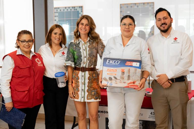 Festeja Cruz Roja Culiacán a las mamás en su día