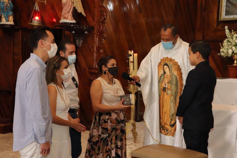 Luis González Velázquez recibe a Jesús en su corazón