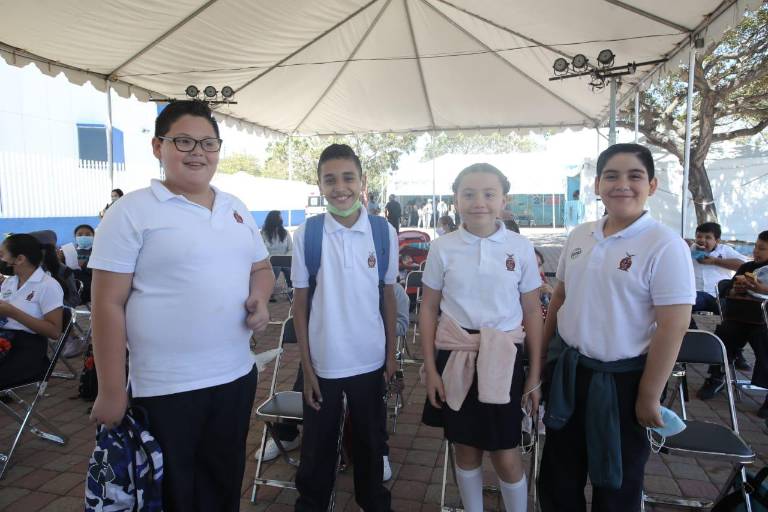 Disfrutan niños de la FeliUAS con ‘El alma de don Jacinto’