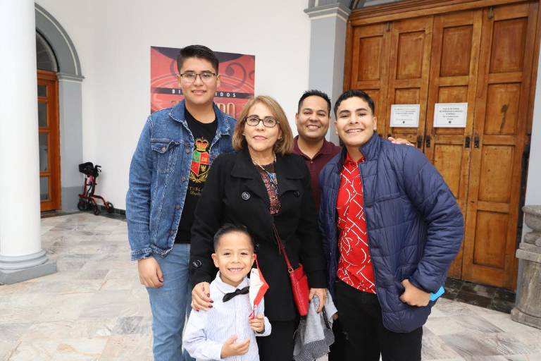 Disfrutan mazatlecos de la música clásica en el TAP