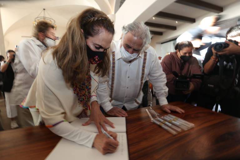 Tienen fiesta por reinauguración del Hotel Pueblo Bonito Mazatlán Beach Resort, en Zona Dorada