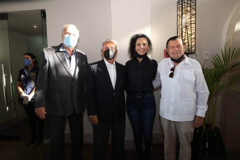 Tienen fiesta por reinauguración del Hotel Pueblo Bonito Mazatlán Beach Resort, en Zona Dorada