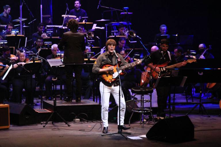 Celebran en Culiacán la música de John Lennon y The Beatles