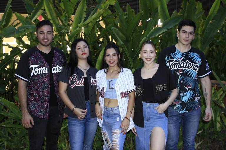 Clientes de Cimaco Culiacán asisten a la pasarela ‘Ceiba Summer Trends’