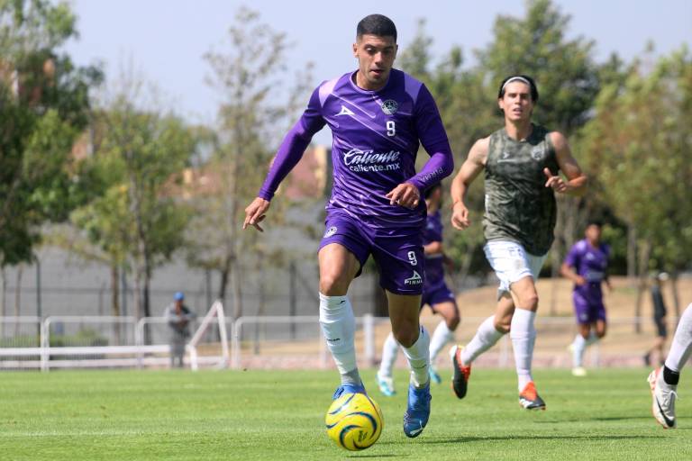 Mazatlán es doblado por Bravos en duelo de preparación