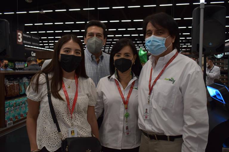 Inauguran Fresh Market en Plaza Ceiba, en Culiacán