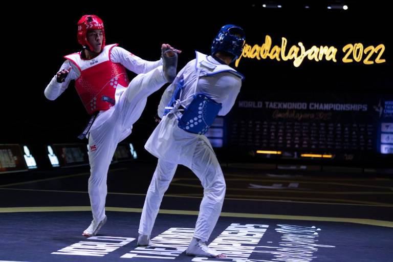Carlos Sansores da a México su tercer oro en Mundial de Taekwondo