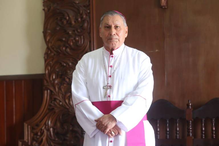 Celebra Obispo de la Diócesis de Mazatlán 50 años de ordenación sacerdotal