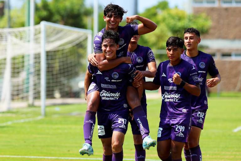 La Armería de Mazatlán FC suma puntos ante el Querétaro