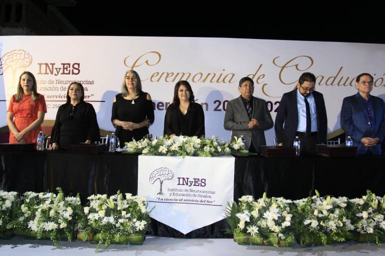 Tiene nuevos egresados el Instituto de Neurociencias y Educación