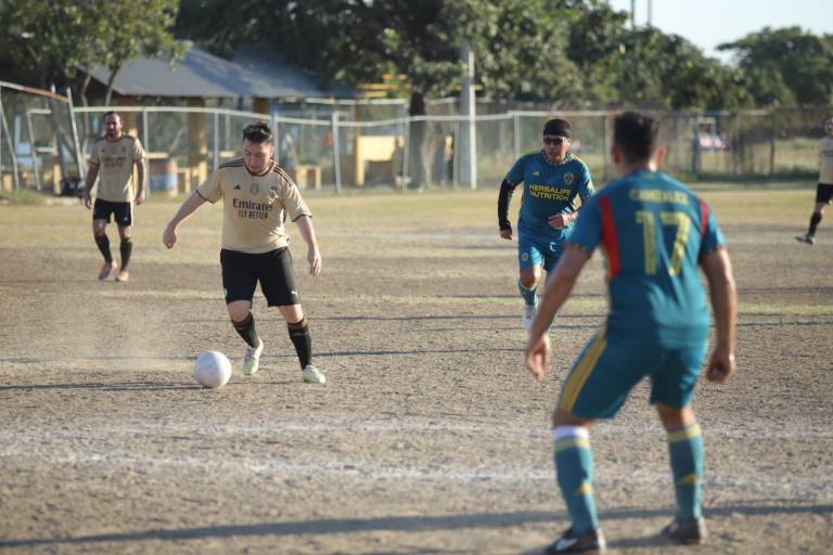 IMSS y Doctor Cristian Muñoz definen al campeón de Copa en la Intermédicos
