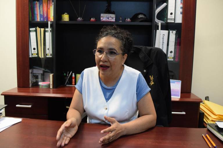 Egresados de arte podrán continuar su trámite para obtener títulos profesionales