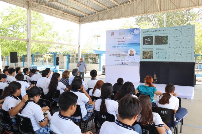 Acerca El Colegio de Sinaloa la ciencia a estudiantes de Altata