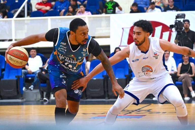 Venados Basketball le corta las alas a Halcones y le quita lo invicto en casa