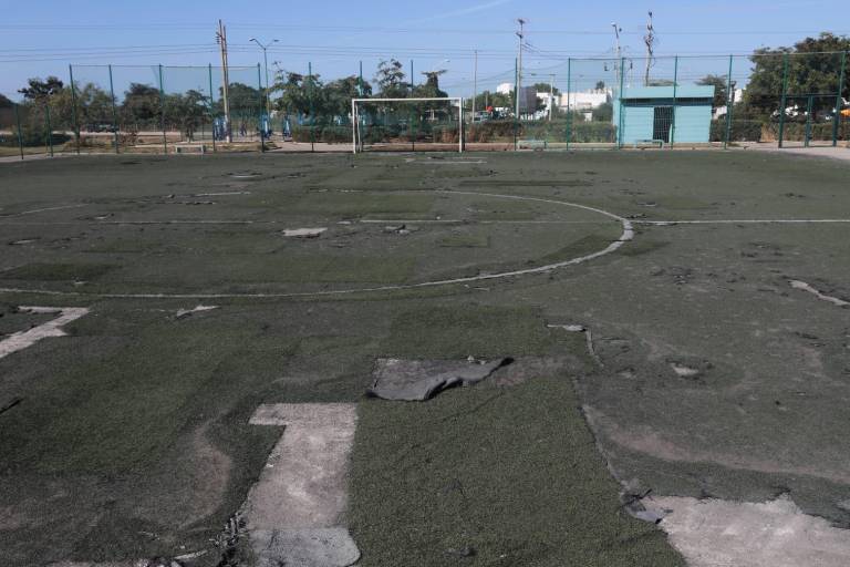 Está campo y parque de La Foresta en el abandono; Imdem promete rehabilitarlo