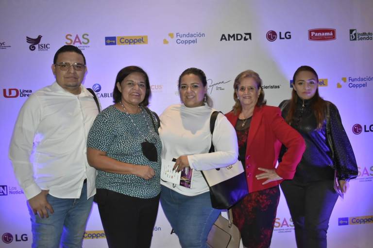 Itatí Cantoral conquista los corazones de los culiacanenses