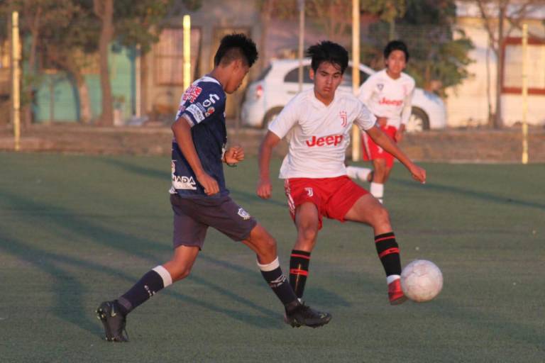 Golea D’portenis a Astros en la Juvenil C