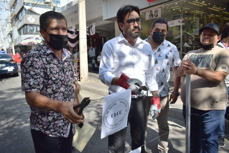 Alcalde se compromete a liberar las calles del centro; revisará el regreso del CEPROFIES