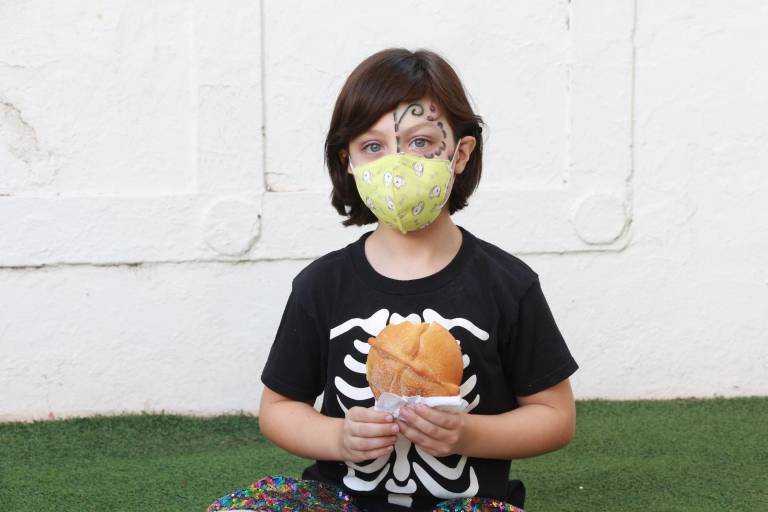 Recuerdan a los fieles difuntos en la Escuela Activa Integral