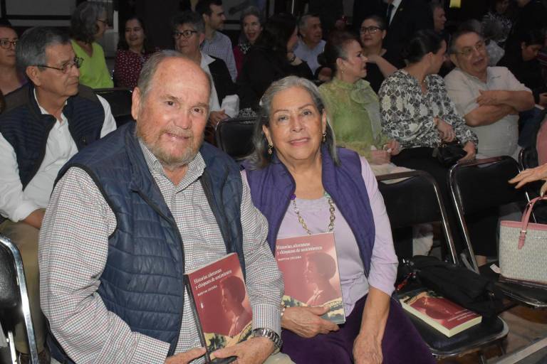 Comparte Martha Ceceña sus vivencias, historias y añoranzas