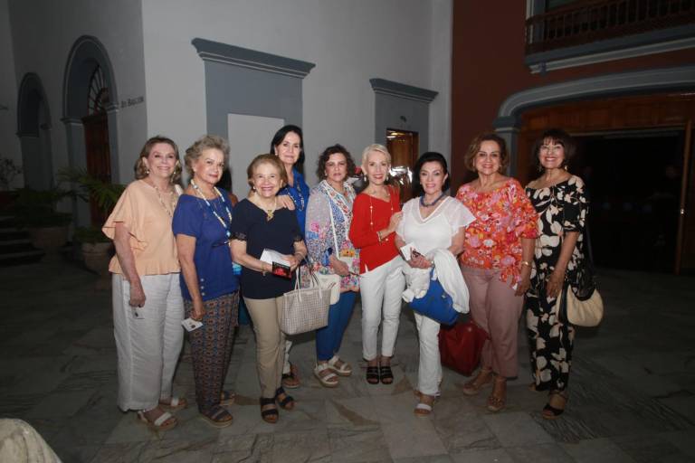 Disfrutan la obra ‘Quijote, vencedor de sí mismo’