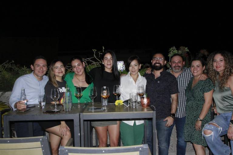 El maestro taquero Héctor Beltrán recibe homenaje de Cayenna