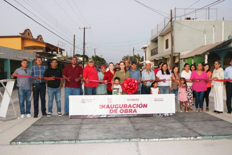 Inauguran la calle José María Morelos y Pavón, en Isla del Bosque, Escuinapa