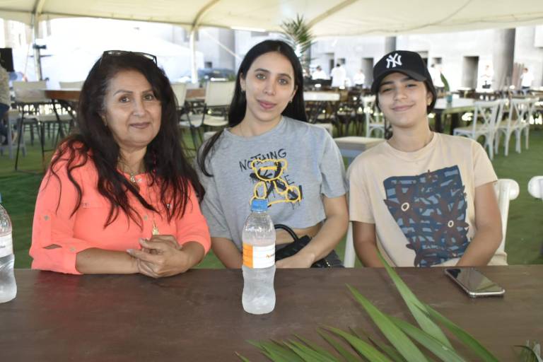 Conocen clientes de Impulsa Inmuebles su nuevo proyecto Punta Diamante